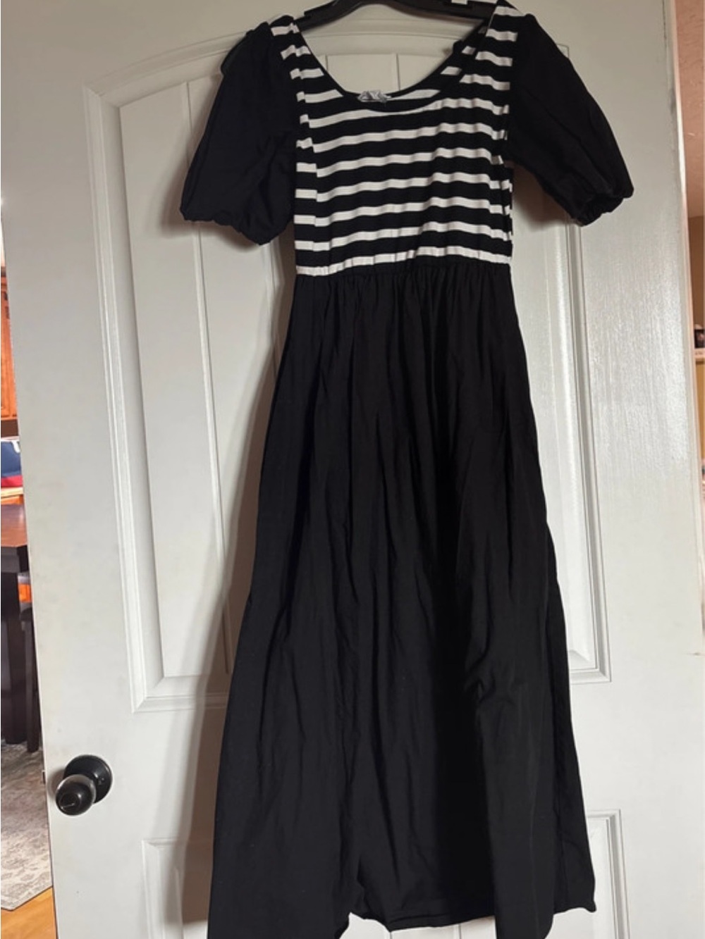 Striped Bodice Black Maxi Dress with Puff Sleeves